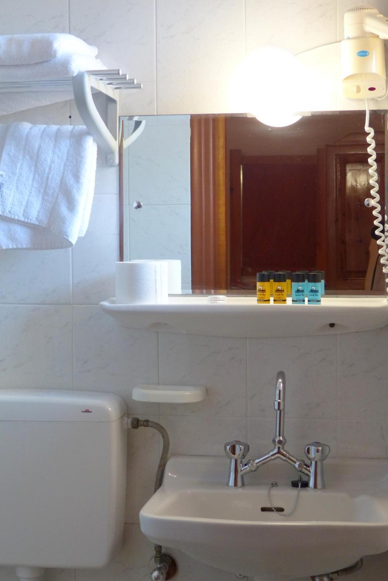 Circe Pansion Apartment Lixouri Bagian luar foto